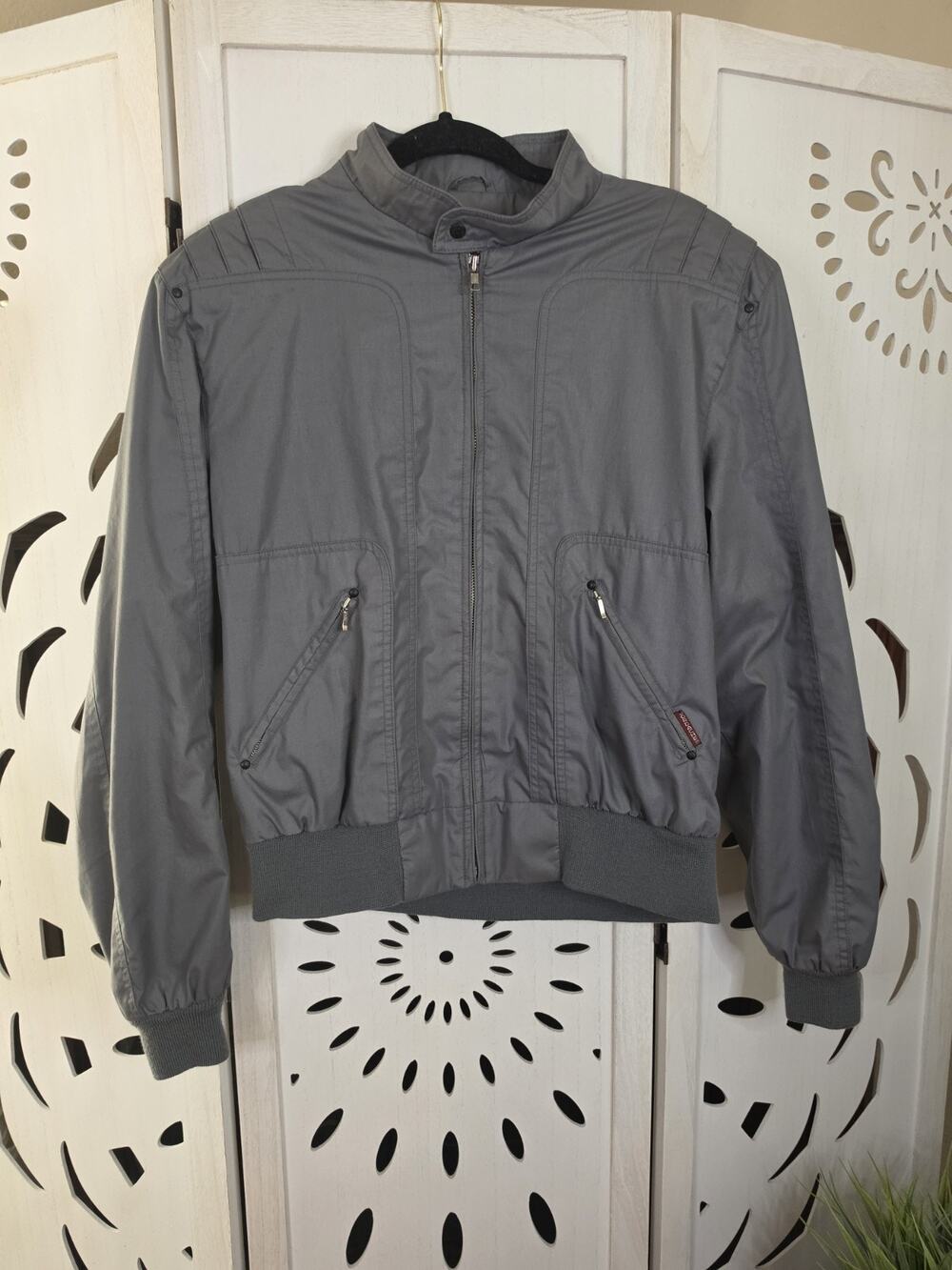 Jordache Vintage Style Men's Jacket Gray Size 42 Retro 80's with Zipper Pockets